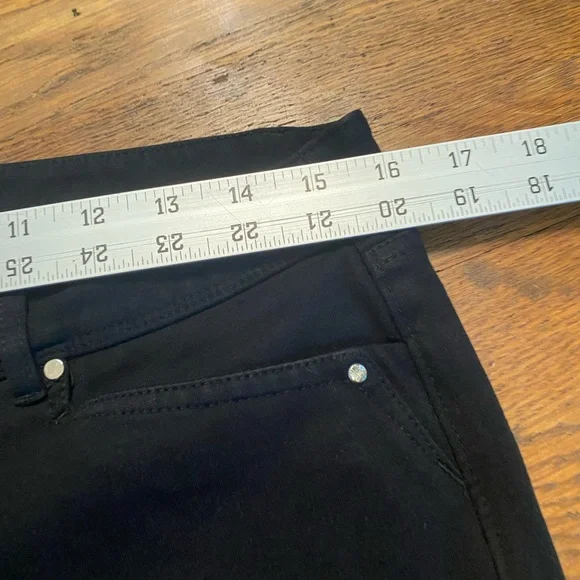 White House Black Market black pants - size 10r - Picture 7 of 8